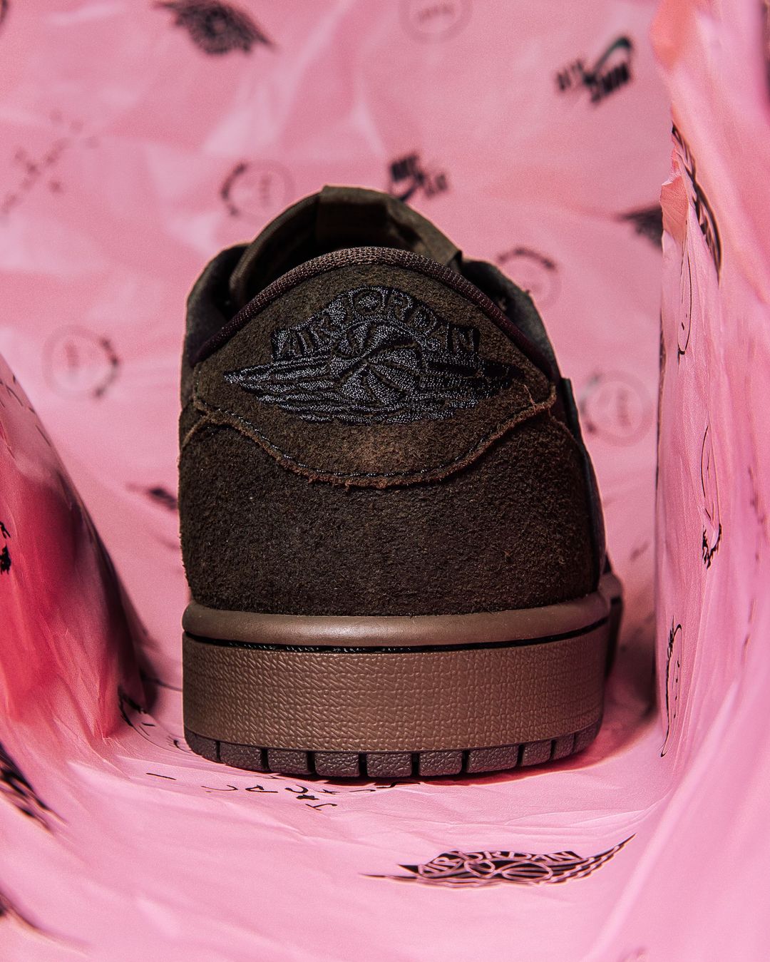 Nike Air Jordan 1 Low x Travis Scott 'Velvet Brown'